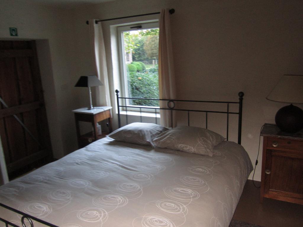 إيزيغيم B&B De Hulst الغرفة الصورة